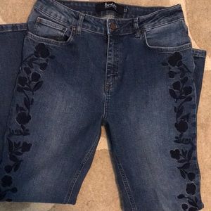 EUC Boden Canvendish Embroidered Jeans US8R
